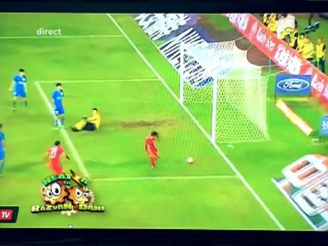 Smiley News: O ratare cum rar ai mai văzut vine din campionatul de fotbal al Chinei!