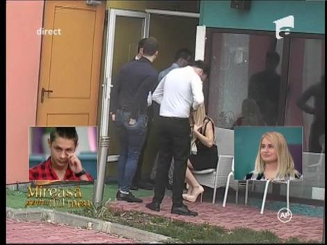 Răfuială între băieţi după înfrângerea înregistrată în faţa fetelor!