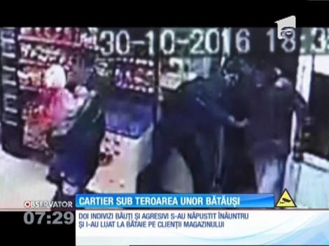 Scenă sângeroasă într-un magazin din Petroşani! Doi indivizi băuţi şi agresivi s-au năpustit înăuntru şi i-au luat la bătaie pe clienţi