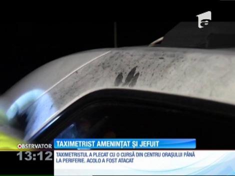 Cursă de coşmar pentru un taximetrist din Timişoara. Un client, ajutat de un amic, l-ar fi ameninţat cu un pistol şi cu un cuţit, apoi l-ar fi legat şi bătut