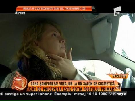 Oana Lis vrea job la un salon de cosmetică