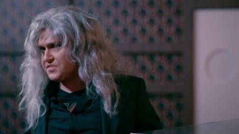 Ca un rockstar însetat!  „Irisul” Cristi Minculescu pleacă din România! „De vei pleca să iei cu tine... trei sticle de whisky!”