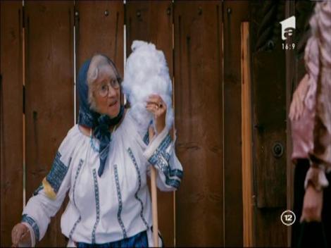 Gina vrea să cumpere vată de zahar, dar nu are bani