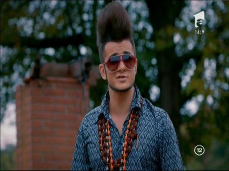 Malone către Roby Roberto, rămas fără un  unchi de-al doilea: "Și cum a fost la înmormântare? Mișto?"