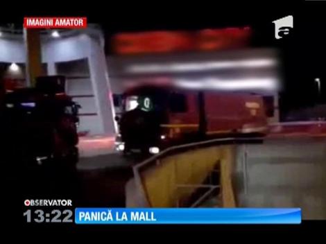 Incendiu în mall. Clienţii s-au speriat cumplit