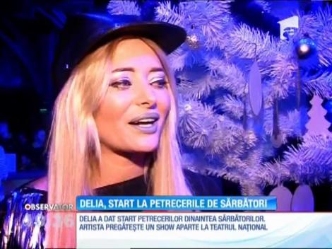 Delia, start la petrecerile de Sărbători, într-un cadru perfect de iarnă! Brazi împodobiţi şi-o ninsoare de poveste