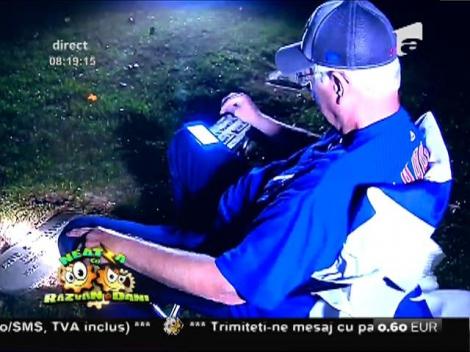 Smiley News: Un fan al echipei Chicago Cubs a condus sute de mile pentru a viziona World Series la mormântul tatălui său