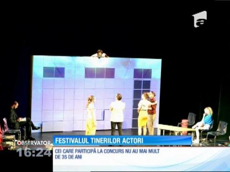 Pentru două săptămâni, capitala teatrului s-a mutat la Piatra Neamţ