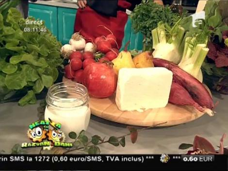 Reţeta lui Vladutz: Prietenia, o combinaţie excelentă între pui şi salată verde