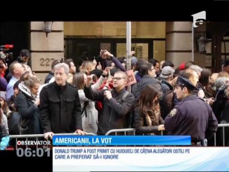 Americanii au mers la urne să-şi aleagă cel de-al 45 lea preşedinte