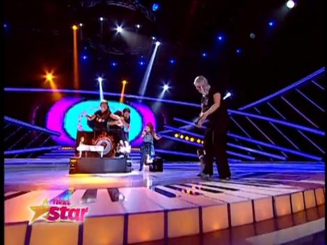 Nepoţica actorului Florin Tănase, pe scena de la "Next Star". Cea mai tânără actriţă de teatru de păpuşi