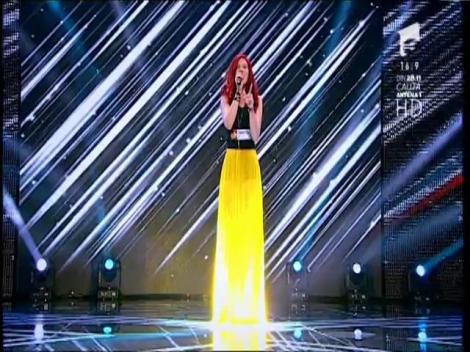 Smiley - "Designed to love you". Vezi interpretarea Alexandrei Penciu, la X Factor!