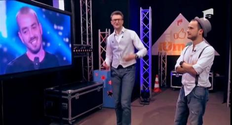 “Ce faţă ai!” Cătă Dum, numărul de stand up comedy care i-a ţinut în priză pe juraţi. “Eşti groaznic. O scârbă”