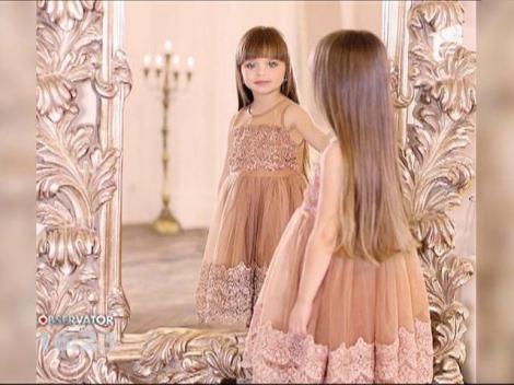 Așa arată cea mai frumoasă fetiţă din lume! La doar cinci ani, copila arată ca o păpușă! Oamenii se îndrăgostesc instant de ea! (VIDEO)