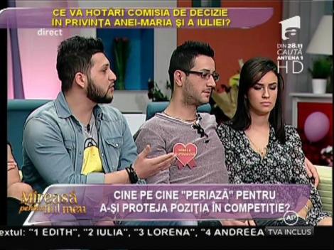 Cine pe cine "periază" pentru a-şi proteja poziţia în competiţie?