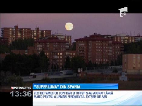Primele imagini cu "Superluna" au fost surprinse în Spania
