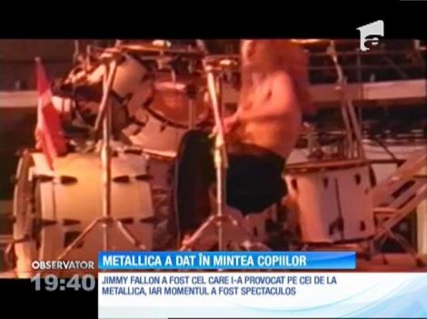 „Enter Sandman” cântată de Metallica și Jimmy Fallon cu instrumente pentru copii