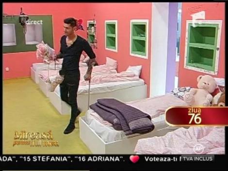 Mihai de la "Mireasă pentru fiul meu", în cârje la emisiune. Ce a pățit concurentul?