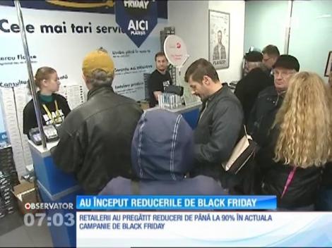 Startul reducerilor de Black Friday s-a dat mai devreme