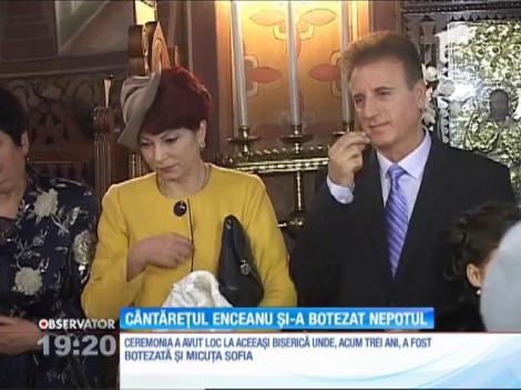 Cântăreţul de muzică populară Constantin Enceanu şi-a botezat nepoţelul