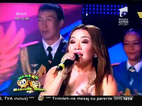 Smiley news: Ea este Angela Similea de Kazahstan!