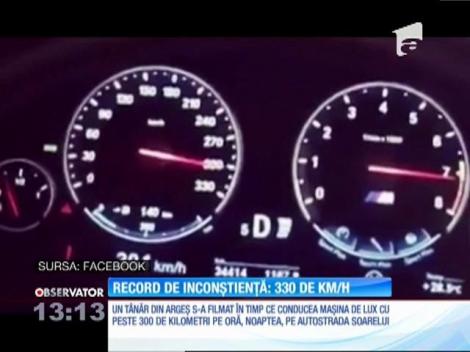 Un tânăr din Argeş se laudă pe Facebook că sfidează moartea cu zâmbetul pe buze, la aproape 330 de kilometri pe oră