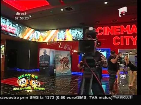 Surprizăă! ”Neatza” s-a mutat în casă nouă! Doamnelor, domnilor, Răzvan și Dani, într-un decor demn de starurile de cinema