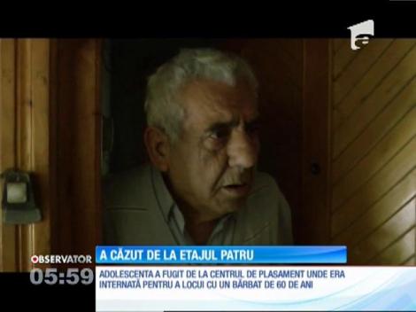 O adolescentă a căzut  în gol de la etajul patru al unui bloc din Caransebeş
