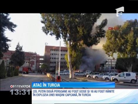 Atac cu mașini-capcană în oraşul Adana din sudul Turciei