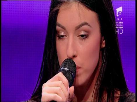 Jessie J - Who You Are. Vezi aici cum cântă Miruna Pânzaru, la X Factor!