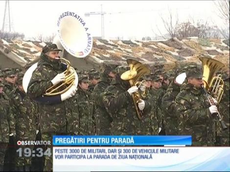 Se fac ultimele repetiţii, în pas de defilare, pentru parada de 1 Decembrie