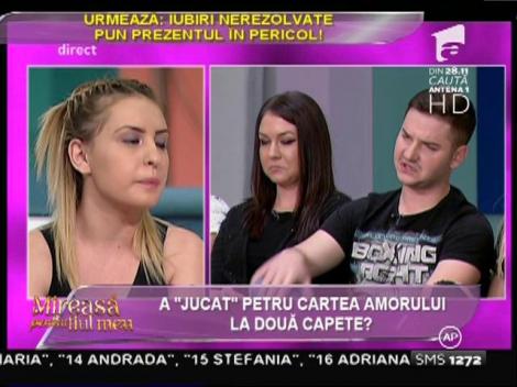 Mădălina l-a pârât pe Petru, Mariei, că a sărutat-o pe gât!