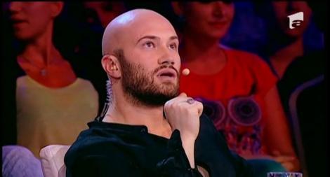 “Am trac, nu am băut nimic înainte, aşa că nu pot”. Alexandru Doina, ratare de stand up comedy. Cheloo: “Te înţeleg perfect”