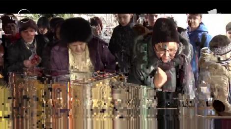 Mii de gălăţeni au participat la ceromonia "Călători pe cărările sfinţilor"