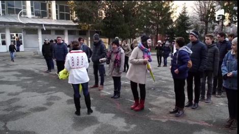 Tricolor uman în cinstea Zilei Naţionale, la Botoşani