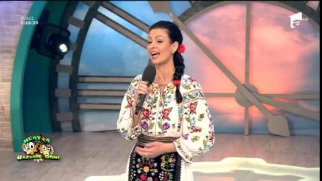 Elena Cuculici - Lăsai loc de "Bună ziua"