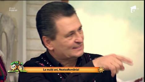 Răzvan, Dani şi Hora Brenciu au luat lecţii de dans popular de la Nea Marin!