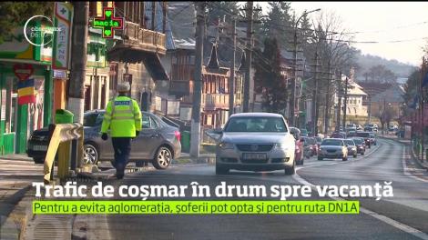 Trafic de coşmar pe drumul spre munte