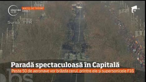 Paradă spectaculoasă în Capitală! Zeci de aeronave, inclusiv supersonicele F16, au brăzdat cerul!