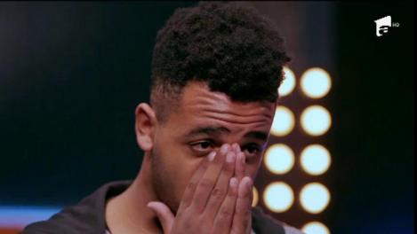 DUEL:  Kelly Clarkson - Because Of You. Vezi aici cum au cântat Rebeca şi Estera, la X Factor!