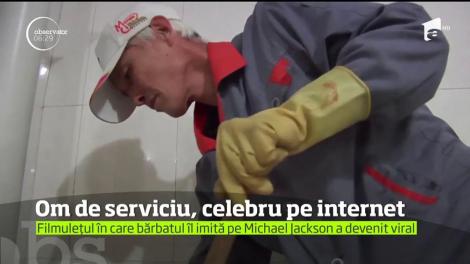Cât de tare!! Clipul a devenit VIRAL! Un om de serviciu din China face senzaţie pe Internet, printr-un dans al lui Michael Jackson