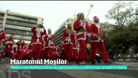 Peste o mie de Moşi Crăciun au participat la un maraton  organizat în Atena