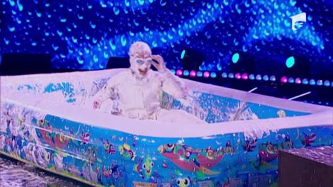 Top MOMENTE TARI! Locul #08. El e Gică, scafandrul din smântână, omul care și-a terminat numărul înainte de a-l începe!