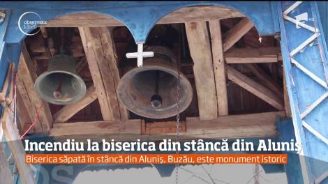A ars biserica momunent istoric săpată în piatră din satul Aluniş