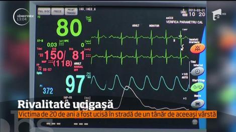 Poliţiştii caută un ucigaş care a înjunghiat un tânăr de 20 de ani
