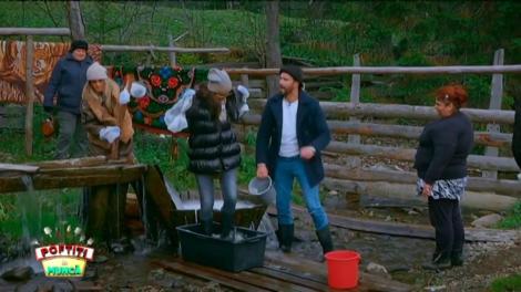 Nea Mărin trimite fetele, dar și pe Nicolai, să spele covoare la vâltoare
