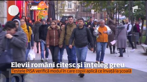 Elevii români citesc și înțelg greu