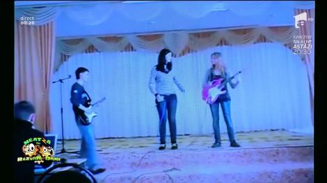 Smiley news: Cum cântă ruşii "The Final Countdown"