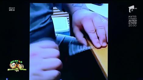 Smiley news: Coloana sonoră din Star Wars, cântată la un băţ de cafea