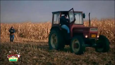 Liviu Vârciu, tractoristul din porumb! Oana Roman: ”Nu avem o cămașă de forță nu avem? Are probleme săranul”